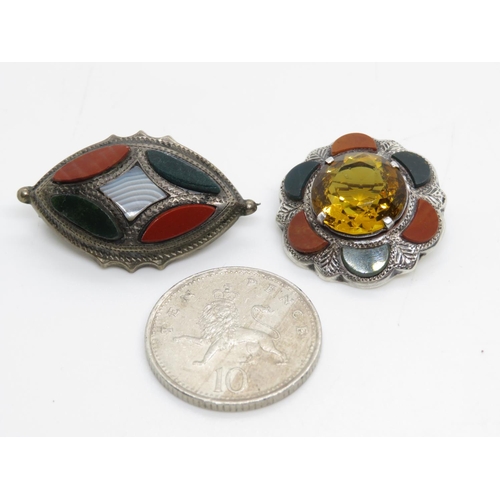 358 - 2x Hallmarked silver and agate Scottish brooch