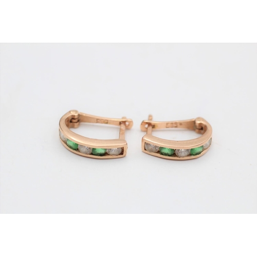 2 - 14ct gold vintage green paste & clear gemstone hoop earrings (2.4g)