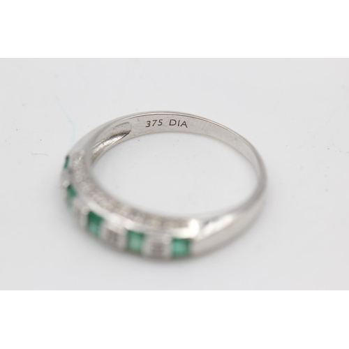20 - 9ct white gold diamond & emerald fancy ring (2.5g) Size P