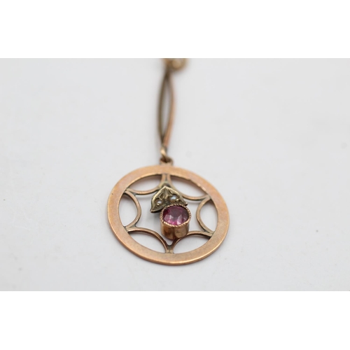 23 - 9ct gold antique garnet & seed pearl lavalier pendant (1.3g)
