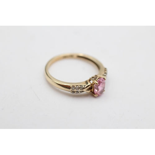 29 - 9ct gold pink gemstone & diamond seven stone dress ring (2.3g) Size O