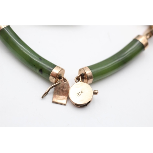 18 - 14ct gold vintage nephrite jade oriental panel bracelet (15.9g)