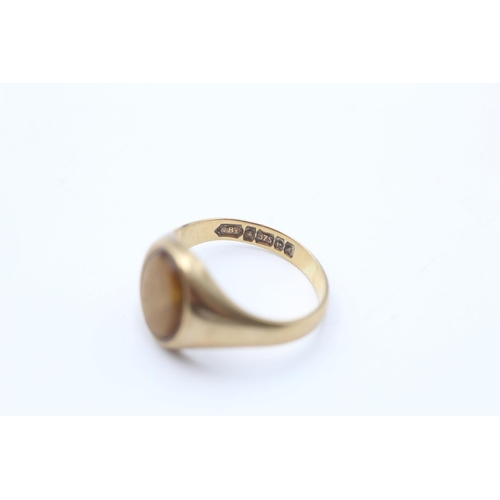 31 - 9ct gold vintage tigers eye signet ring (2.7g) size M