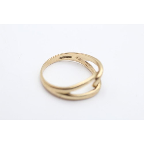 55 - 9ct gold vintage infinity knot ring (2.4g) Size O