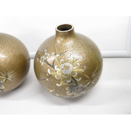 109 - Pair of Japanese metal vases onion shaped 7