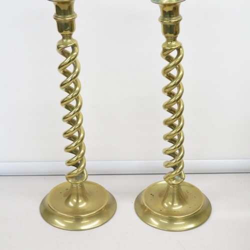 129 - Set of brass spiral candlesticks 14