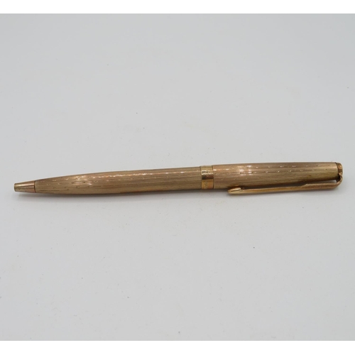 154 - Parker boxed HM 9ct gold biro