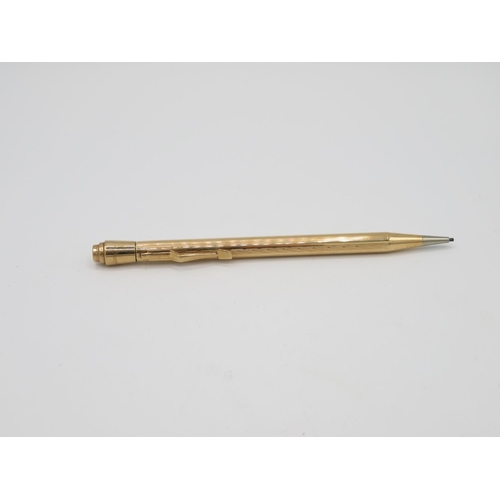 156 - Boxed 9ct gold Lifelong propelling pencil