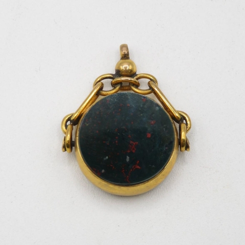 192 - 9ct bloodstone agate spinner fob 9g