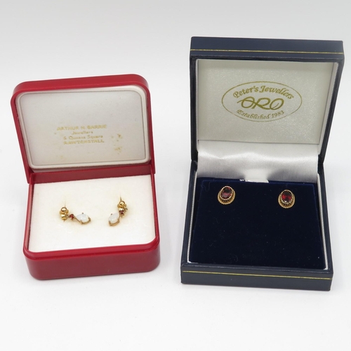 197 - 1x 9ct gold garnet and opal set earrings boxed and 1x set garnet and 9ct gold earrings boxed