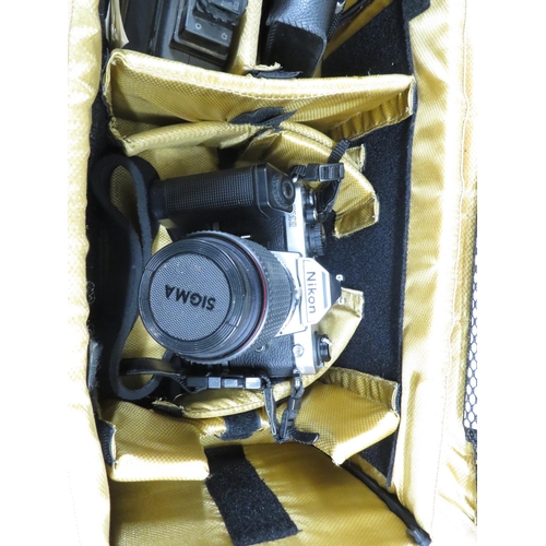 86 - Nikon FM2 Camera with box