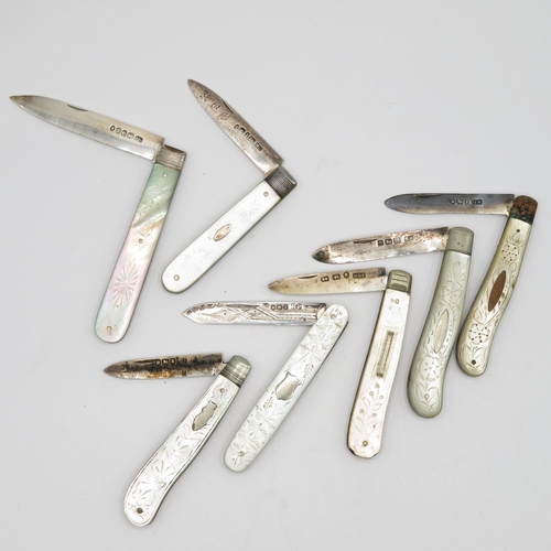 34 - 7x Mother of Pearl and silver bladed penknives