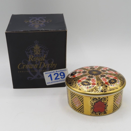 129 - Royal Crown Derby Old Imari trinket box boxed