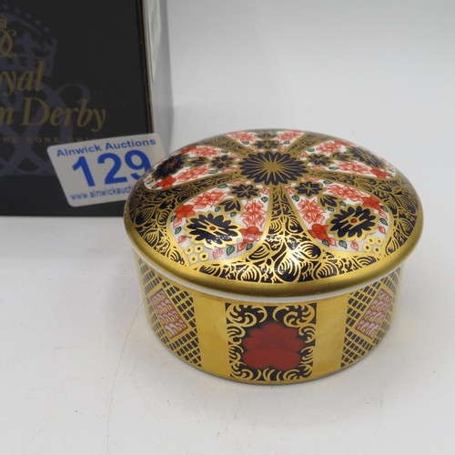 129 - Royal Crown Derby Old Imari trinket box boxed