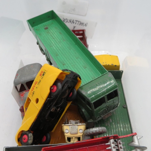 152 - Collection of old Dinky and TriAng cars