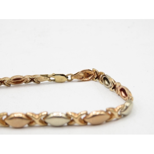 289 - 9ct gold bracelet 4.3g