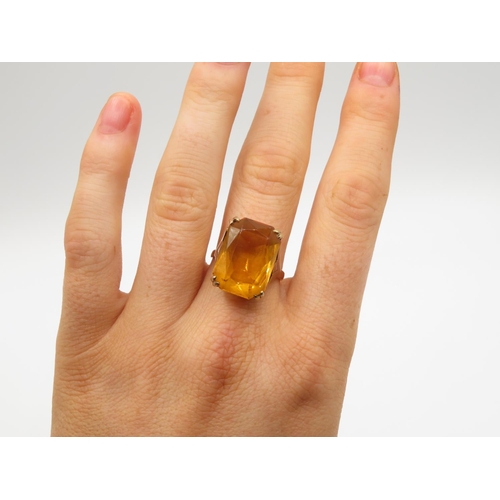 18 - Three stone 18ct gold ring, middle stone is 4.7mm to outside stones 4.5mm each approx 1ct size N  3g