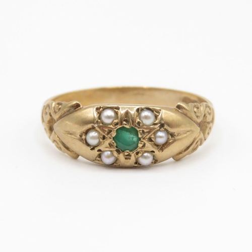 101 - 9ct gold antique emerald and pearl gypsy set ring size P 2.2g
