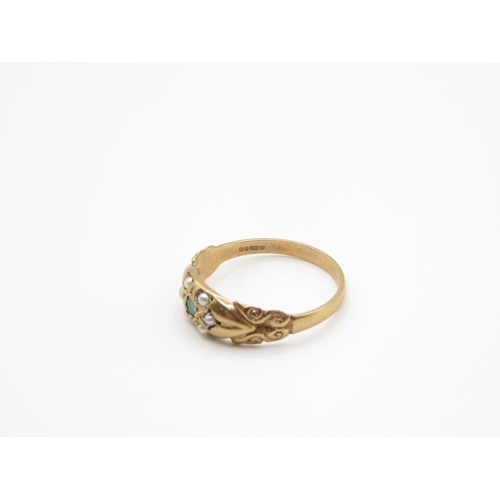 101 - 9ct gold antique emerald and pearl gypsy set ring size P 2.2g