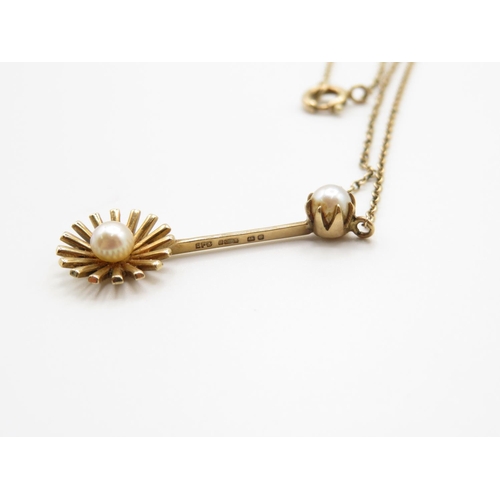 110 - 9ct gold and pearl pendant with necklace  2.3g