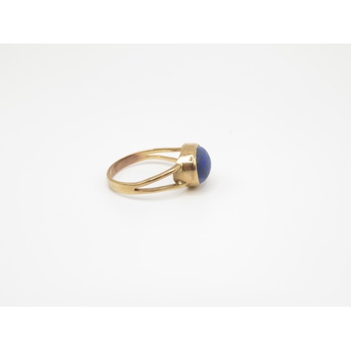 114 - 14ct gold matt finish cabochon dark blue opal ring size P  2.4g
