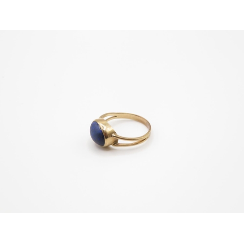 114 - 14ct gold matt finish cabochon dark blue opal ring size P  2.4g