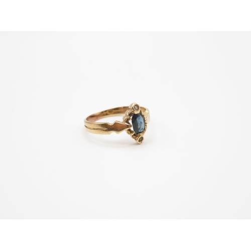 115 - 14ct gold and garnet ring size O 2.2g