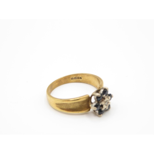 116 - 18ct gold ring size M  4.2g