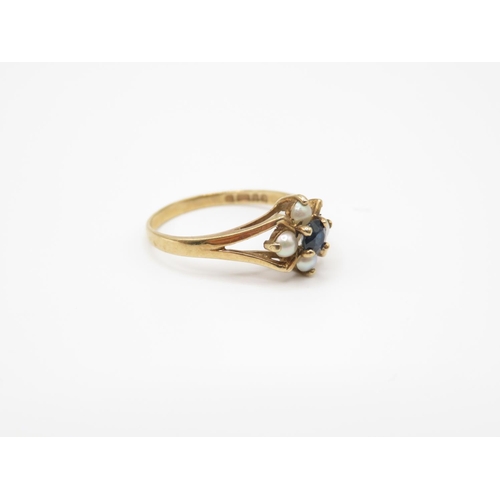 118 - 9ct gold garnet and pearl ring size J  1.2g