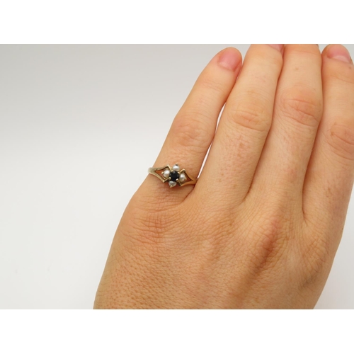 118 - 9ct gold garnet and pearl ring size J  1.2g