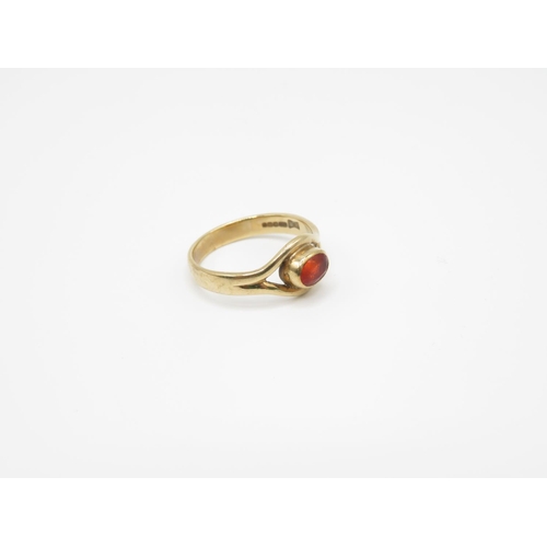 134 - 9ct gold and paste ring size N  2.6g