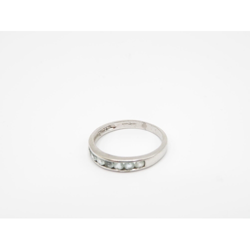 135 - 9ct and topaz ring size M  1.5g