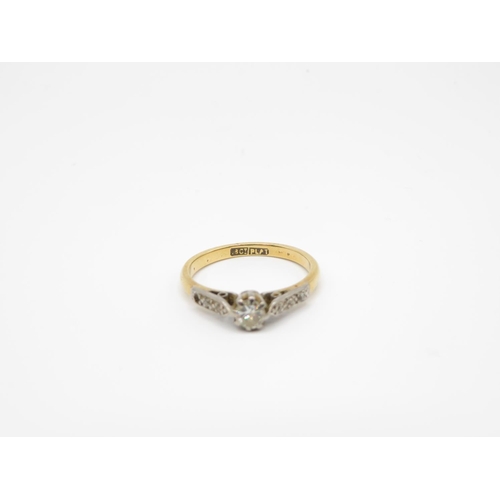 137 - 18ct platinum and diamond ring size M  2.4g