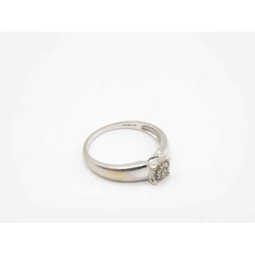 138 - 9ct gold and diamond ring size P  2.5g
