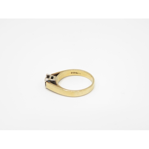 141 - 18ct and diamond ring size K  4.1g