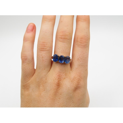146 - 9ct gold and blue stone ring size N  3.7g