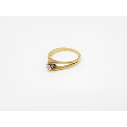 151 - 18ct and diamond ring size M  3.1g