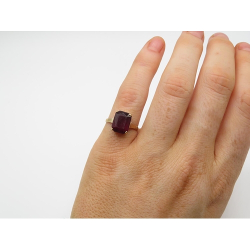 153 - 9ct gold ring size I  1.8g