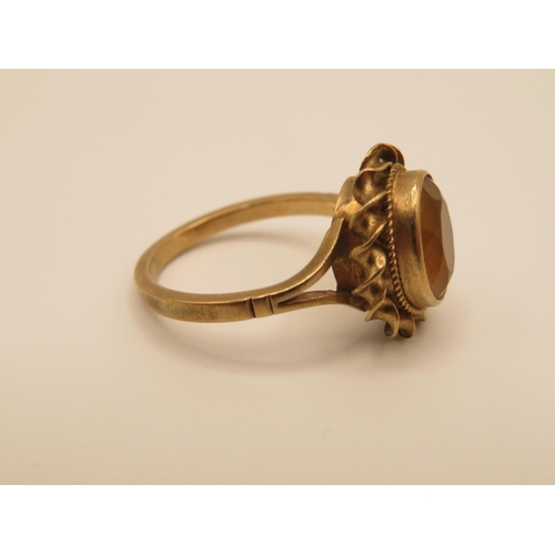 49 - 9ct gold and citrine ring  2.7g  size J