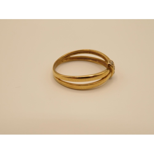65 - 18ct gold and diamond ring size M  2g