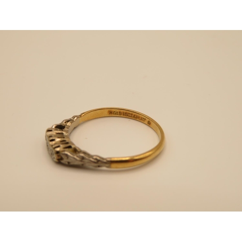 67 - 18ct and platinum diamond ring size O 2.4g