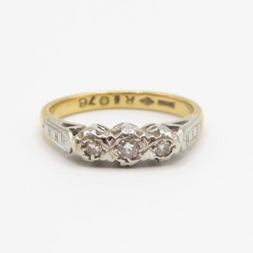 70 - 18ct gold and diamond ring size I  2.5g