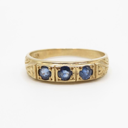 78 - 9ct gold gypsy set sapphire ring size O  2.6g