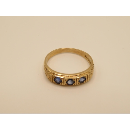 78 - 9ct gold gypsy set sapphire ring size O  2.6g