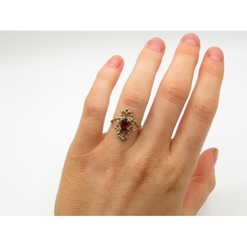 94 - 9ct gold and garnet ring size M  1.8g