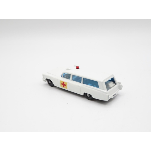 140 - S and S Cadillac Ambulance 54 as new MIB