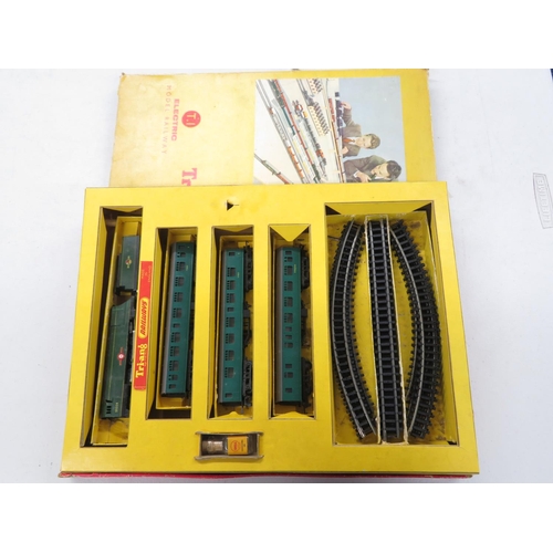 257 - TriAng TI Electric model railway boxed