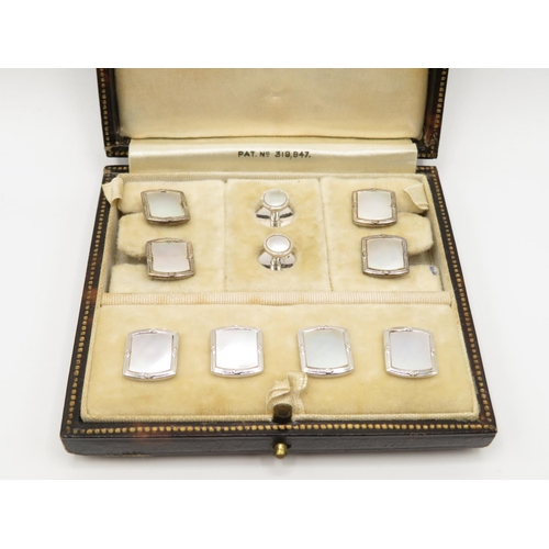 55 - 9ct gold and Mother of Pearl button and stud set boxed  10.7g