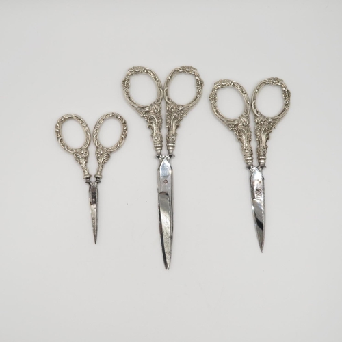 62 - Very early HM English silver case containing three sets of scissors all fully HM for Birmingham date... 