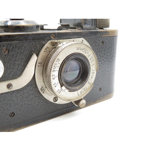 180 - Vintage Leica 1A Rangefinder camera with Leitz Elmar 50mm F/3.5 lens